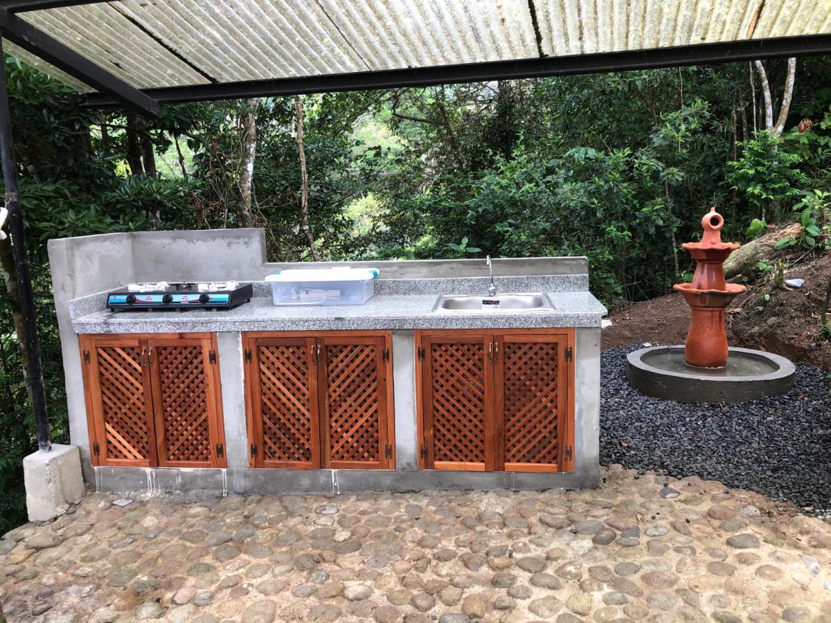 El Valle De Anton La Chachalaca المظهر الخارجي الصورة